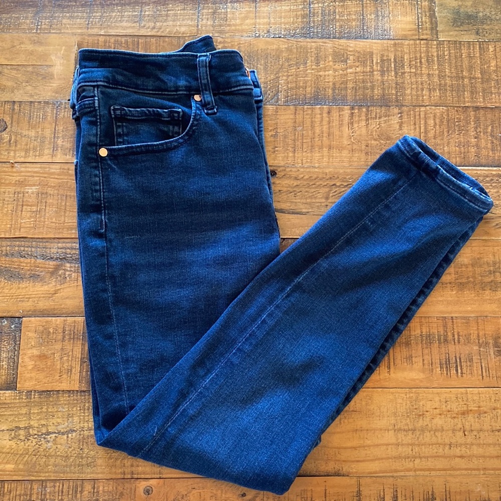 Express blue Jeans, mid rise skinny.